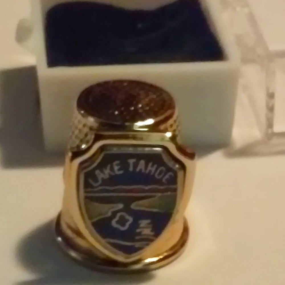 Gold Thimble In Case Lake Tahoe New Collectable